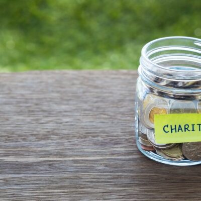 How to Raise Kids Who are Generous and Charitable: Teaching charity begins at home - raise kids who are generous and charitable with these 7 tips.