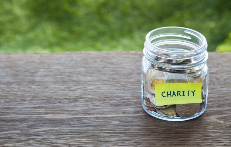 How to Raise Generous and Charitable Kids