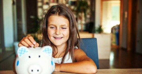 How to Teach Your Kids to Save Their Money: Teaching kids to save their money is more of an art that a science. Here are some tips to help you succeed. 