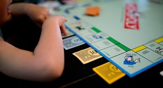 12 of the Best Money Games for Kids