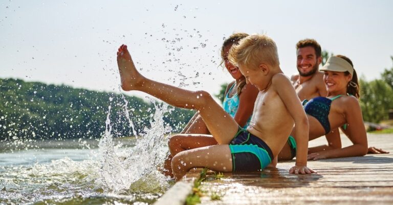 10 Free and Cheap Things to Do in the Summer With Your Kids